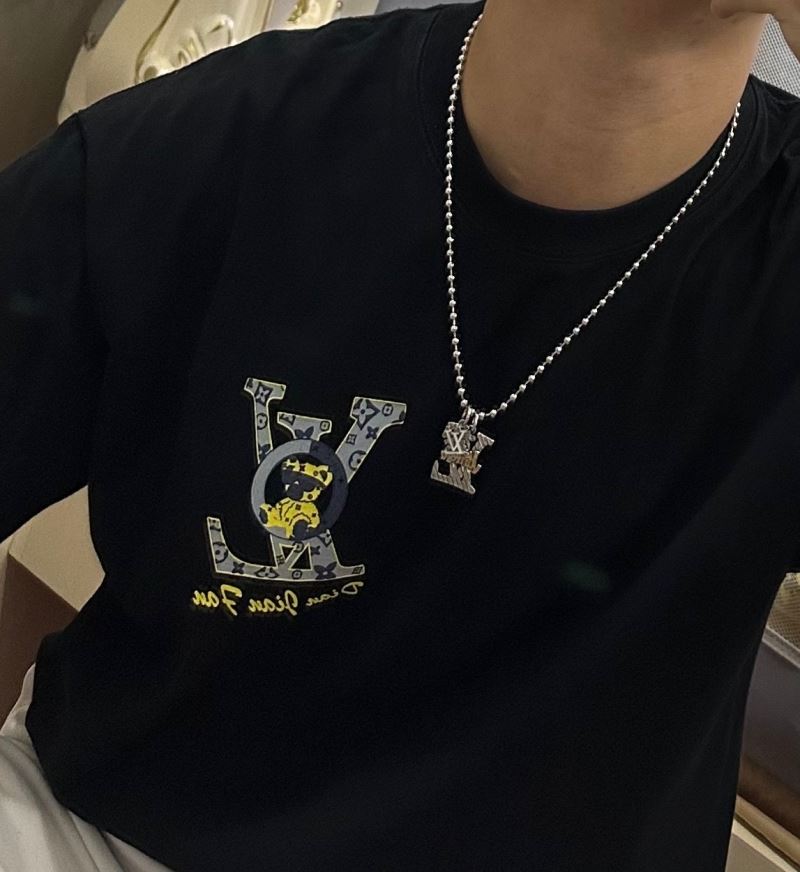 Louis Vuitton Necklaces